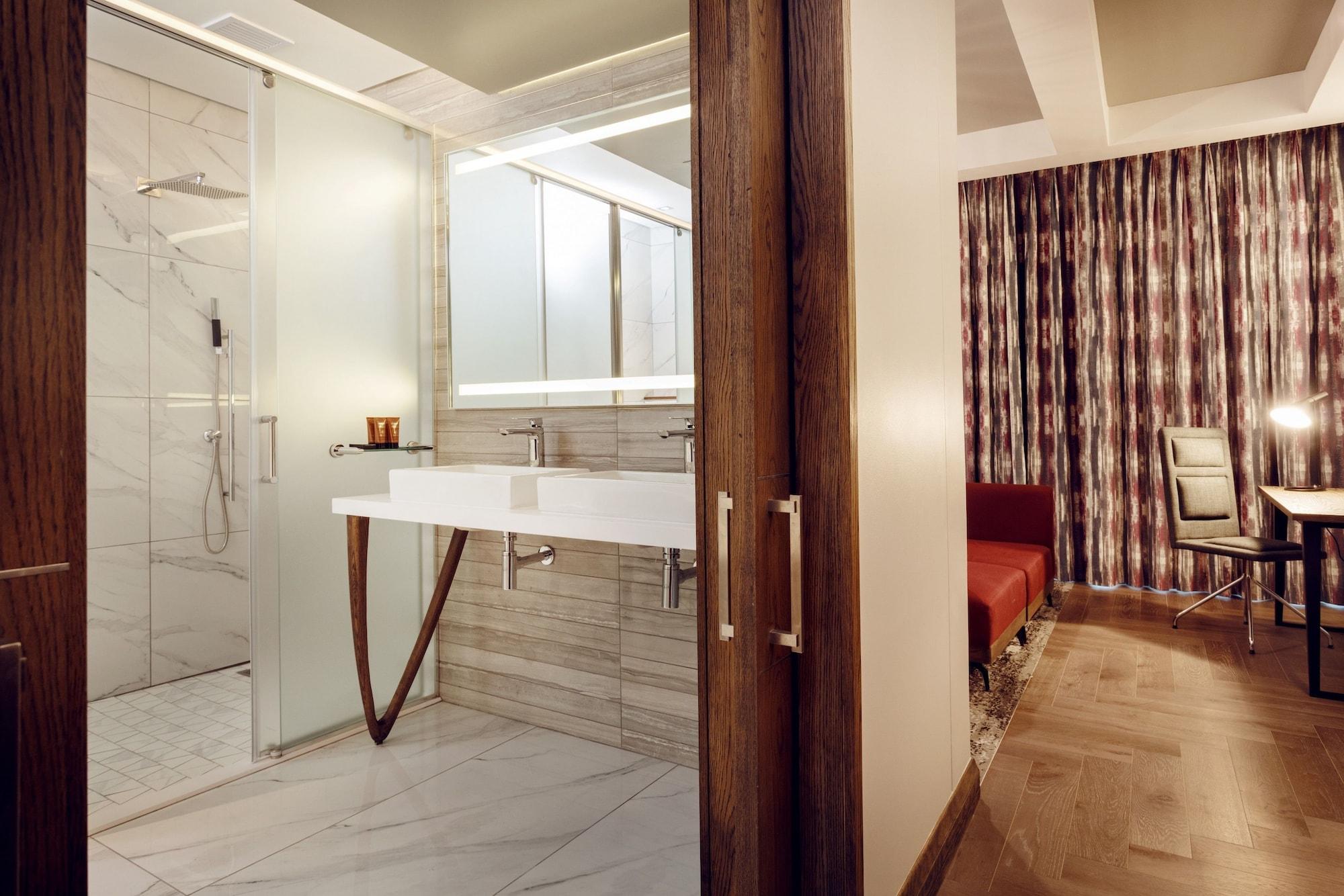 The Maslow Hotel, Time Square Pretoria-Noord Exteriör bild