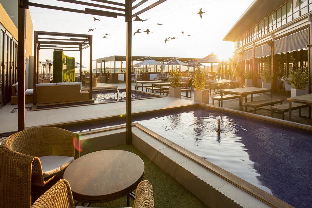 The Maslow Hotel, Time Square Pretoria-Noord Exteriör bild